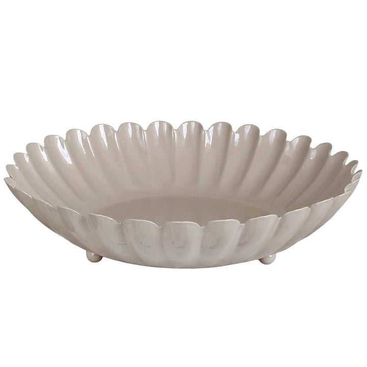 Taza de metal beige
